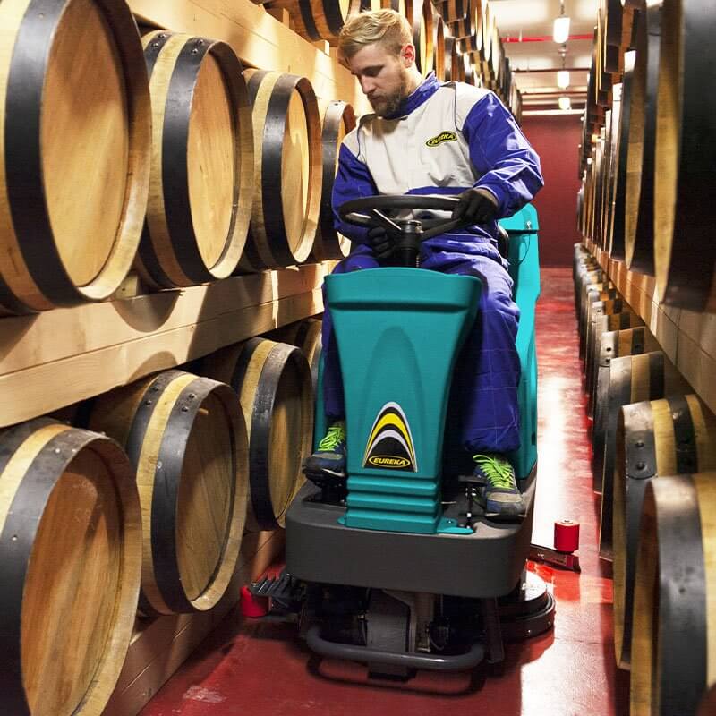 Compact Ride On Scrubber Dryer