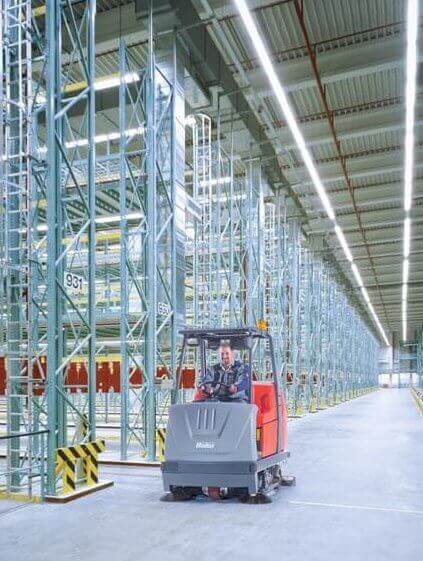 Ride On Floor Cleaner Hire For Warehouses