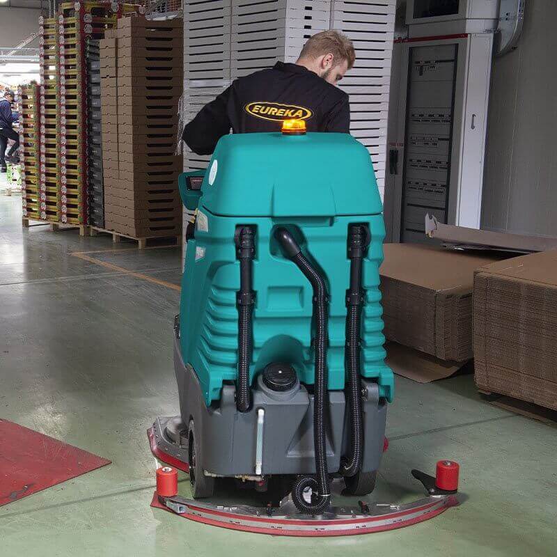 Ride On Scrubber Hire For Industrial Facilities