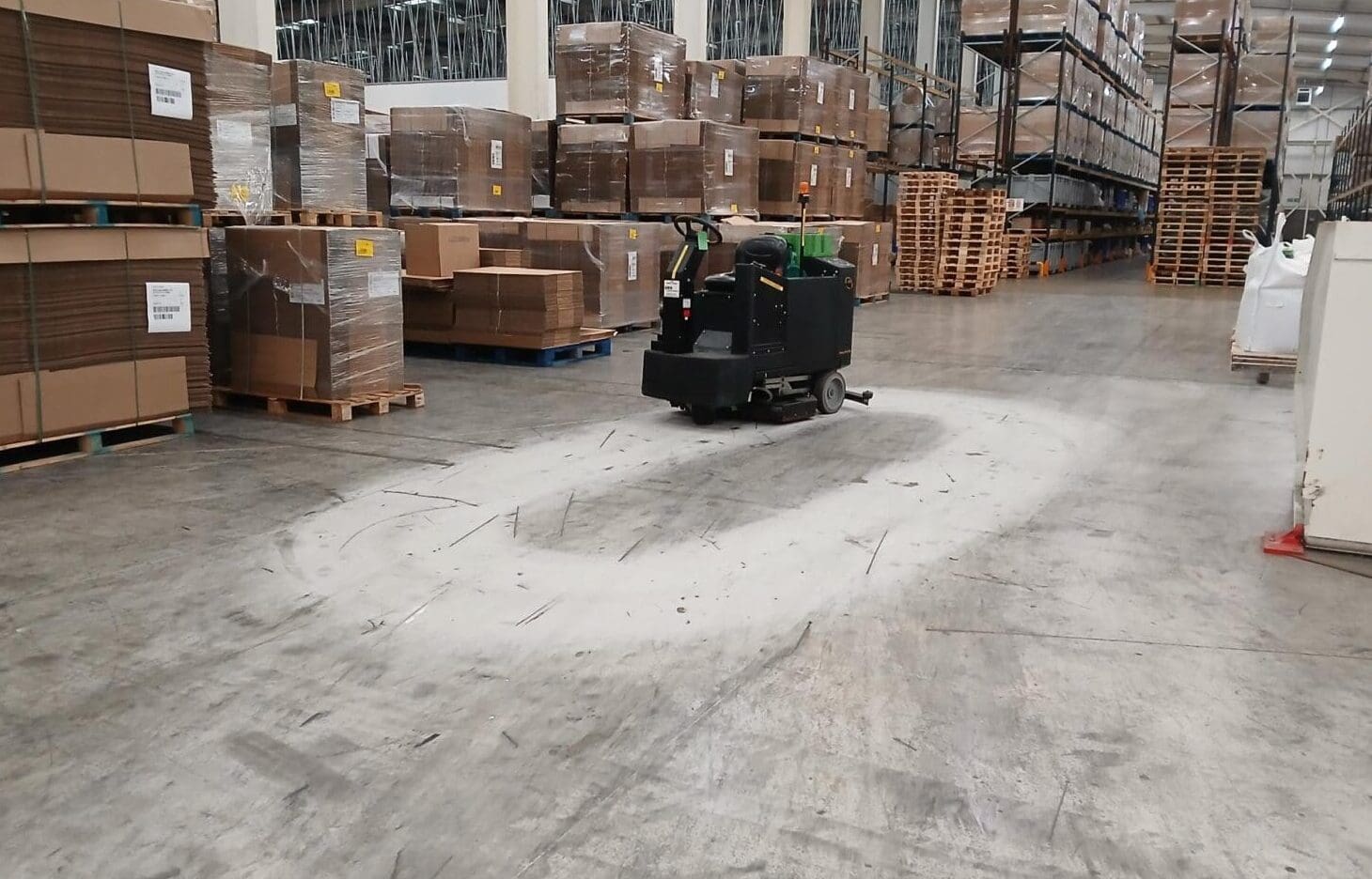 Champ Scrubber Dryer | Warehouse Cleaning